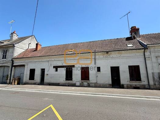 Maison à vendre 274 000 € 6 pièces 5 chambres 240 m² 1 152 m² de terrain Loches 37600