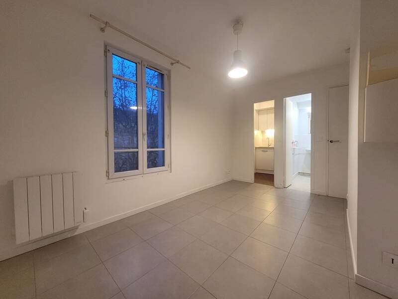 Maison à louer, 17m², PARIS 14E