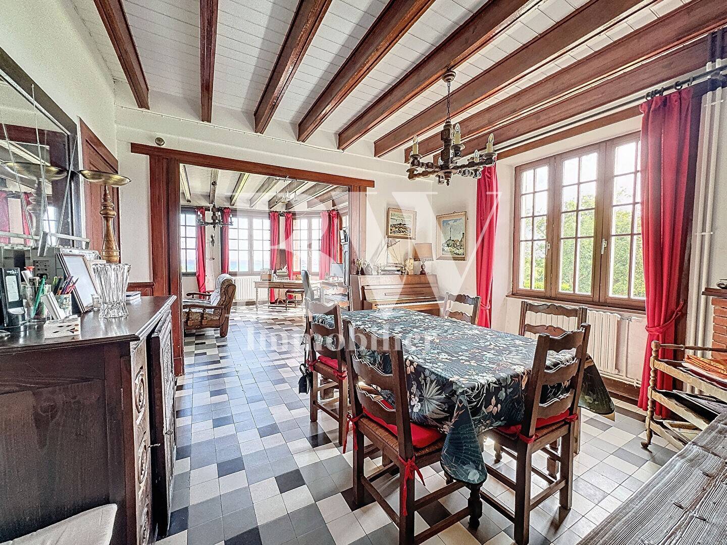 Maison à vendre, 174m², LANDUNVEZ