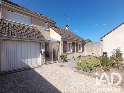 Maison à vendre 239 000 € 3 pièces 2 chambres 88 m² 452 m² de terrain Oiry 51530