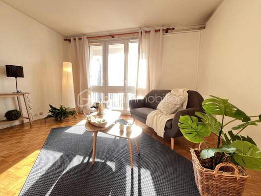 Appartement à vendre 149 000 € 2 pièces 1 chambre 51,7 m² Étage 4/4 Rives de l'Yerres-Tournelles Yerres 91330