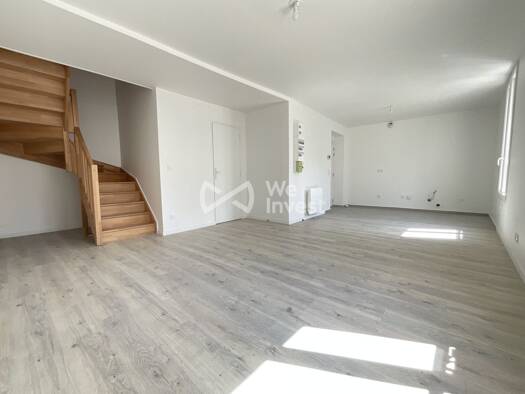 Duplex à vendre 187 000 € 3 pièces 2 chambres 63,41 m² Étage 2/3 Centre Ville-Cathédrale-Marché-Grande Île-Clos Godet Meaux 77100