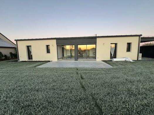 Maison à louer 1 381 € 5 pièces 4 chambres 108 m² Juigne Montreuil-Juigné 49460