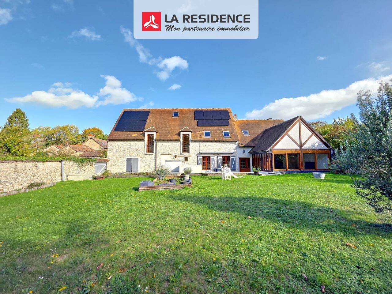 Maison à vendre, 263m², HOUDAN