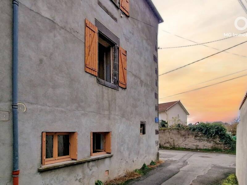 Maison à vendre, 59m², LUSSAT