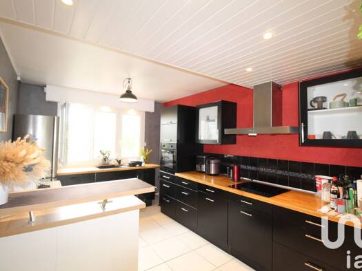 Appartement à vendre 162 500 € 5 pièces 3 chambres 85 m² Étage 5/9 Gare-Sud Le Mans 72100