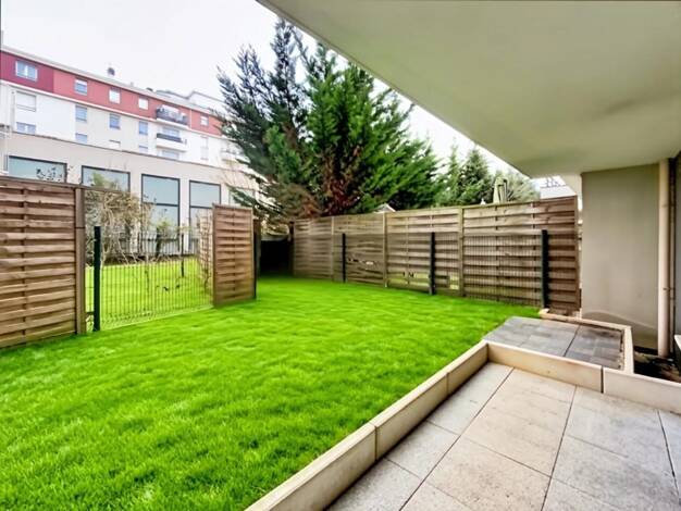 Appartement à vendre 225 000 € 4 pièces 3 chambres 75 m² RDC/4 Quincy-sous-Sénart 91480