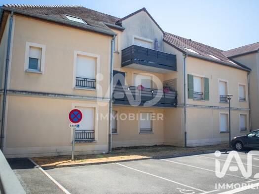 Appartement à vendre 245 000 € 3 pièces 2 chambres 65 m² Étage 1/2 Neufmoutiers-en-Brie 77610