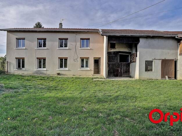 Maison à vendre 246 000 € 6 pièces 5 chambres 160 m² 1 787 m² de terrain Saint-Victor-de-Cessieu 38110