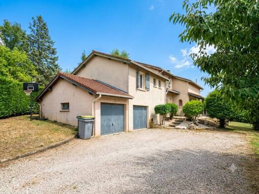 Maison à vendre 665 000 € 6 pièces 3 chambres 135 m² 720 m² de terrain Sathonay-Village 69580