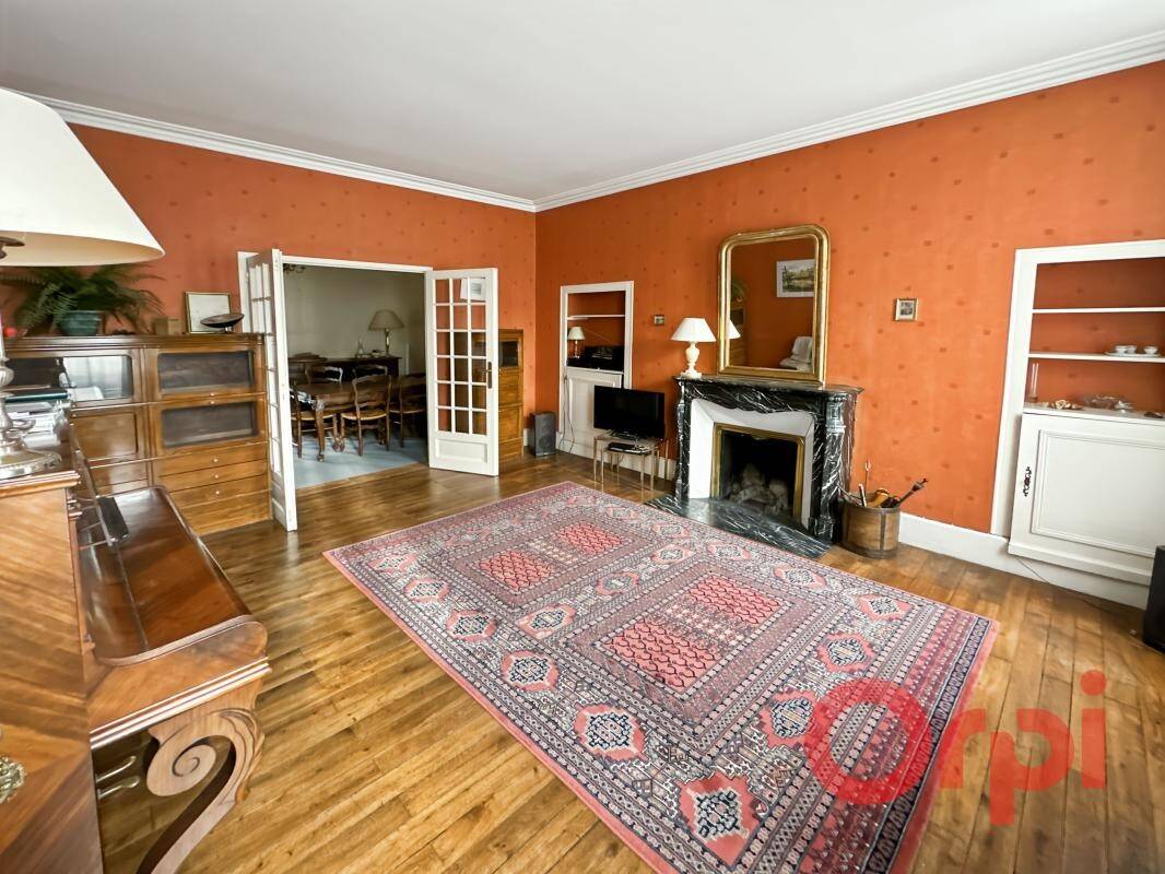 Maison à vendre, 224m², BOURGES