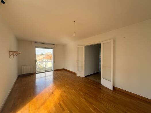 Appartement à louer 615 € 3 pièces 2 chambres 67,9 m² Étage 2/2 Marmande 47200
