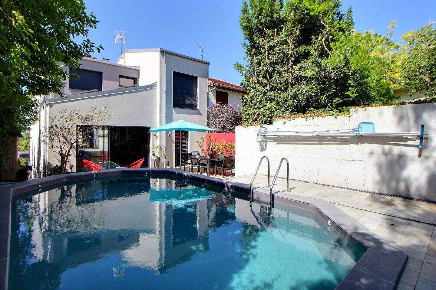 Maison à vendre, 318m², SURESNES