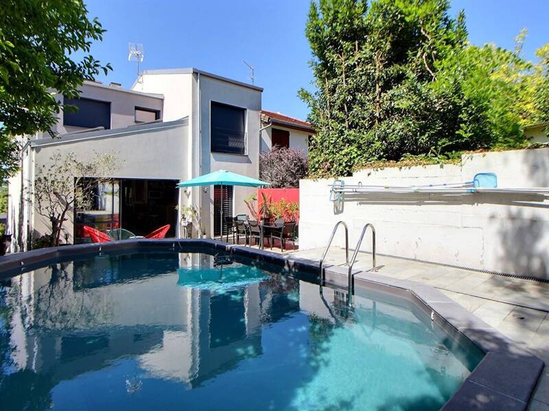 Maison à vendre, 318m², SURESNES