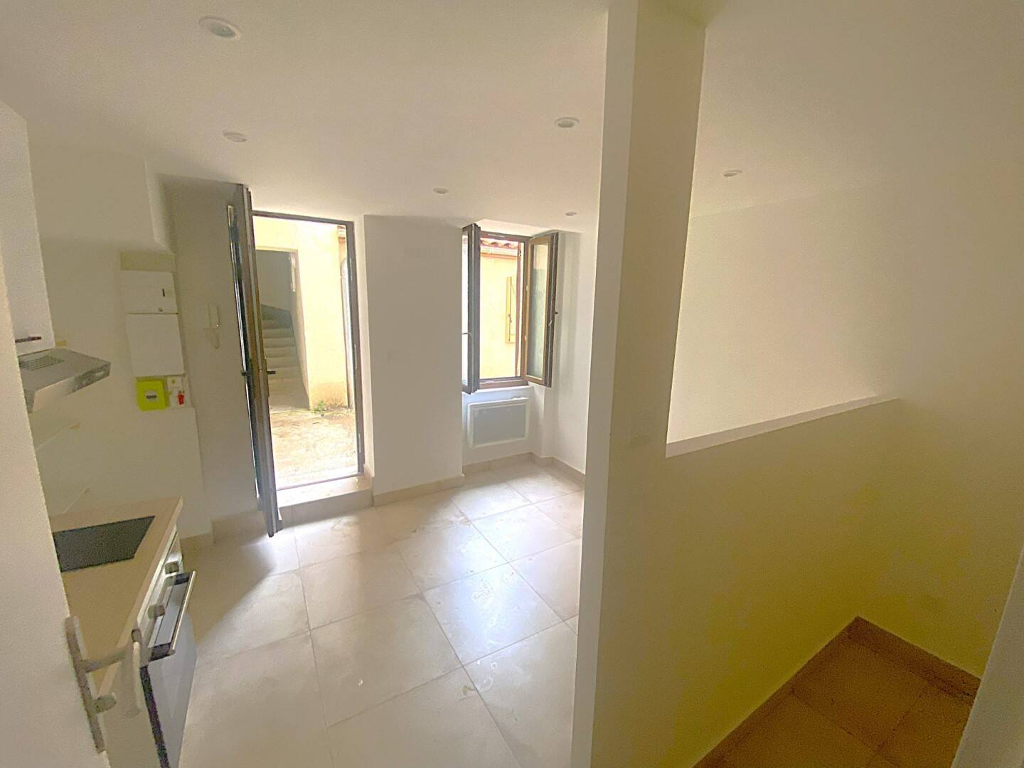 Maison à louer, 18m², VILLEFRANCHE SUR SAONE