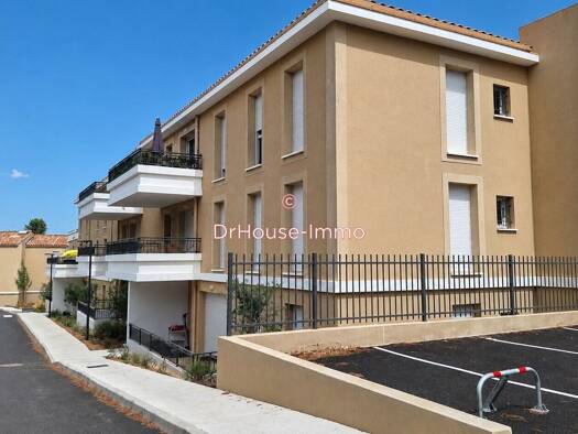 Appartement à vendre 359 000 € 3 pièces 2 chambres 57 m² RDC/2 Cabries Cabriès 13480