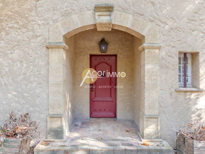 Maison à vendre, 400m², LE REVEST LES EAUX