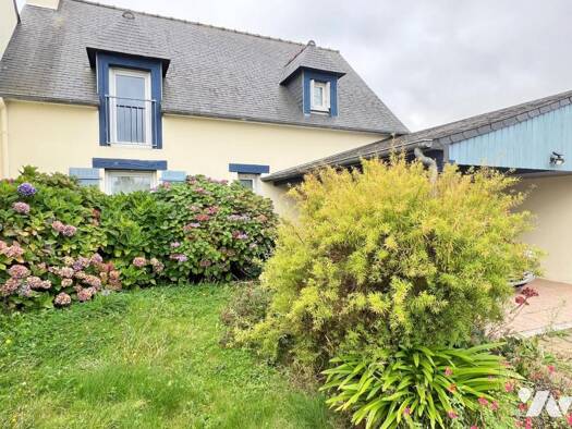 Maison à vendre 260 400 € 5 pièces 4 chambres 104 m² 679 m² de terrain Plerin 22190