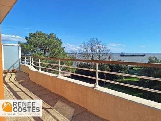 Appartement en viager occupé Bouquet 81 500 € 3 pièces 2 chambres 71 m² Étage 3/3 Hôtel de Ville St Nazaire 44600