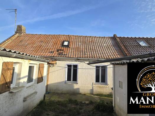 Maison de plain-pied à vendre 68 000 € 4 pièces 2 chambres 75 m² 145 m² de terrain Lécluse 59259