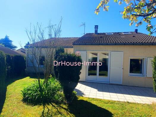 Maison de plain-pied à vendre 284 900 € 5 pièces 3 chambres 109 m² 304 m² de terrain Persan 95340