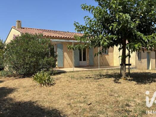 Maison de plain-pied à vendre 241 000 € 5 pièces 3 chambres 84 m² 669 m² de terrain Ouest Pont-Saint-Esprit 30130