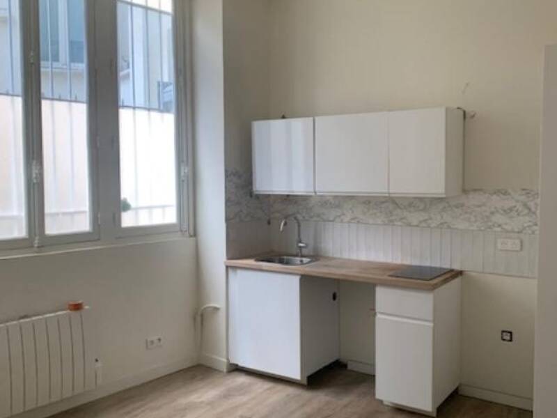 Maison à louer, 21m², PARIS 11E