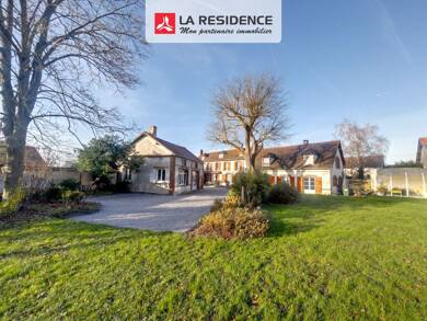 Maison à vendre 546 000 € 11 pièces 8 chambres 313 m² 4 900 m² de terrain Houdan 78550