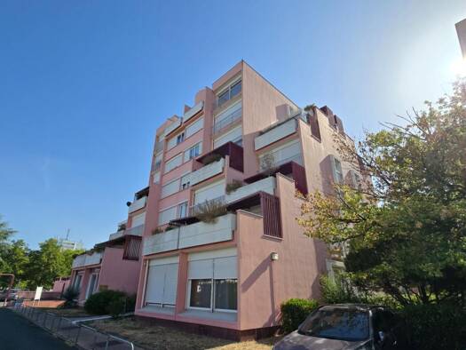 Appartement à vendre 65 200 € 1 pièce 35,51 m² Étage 6/6 Couronneries Poitiers 86000