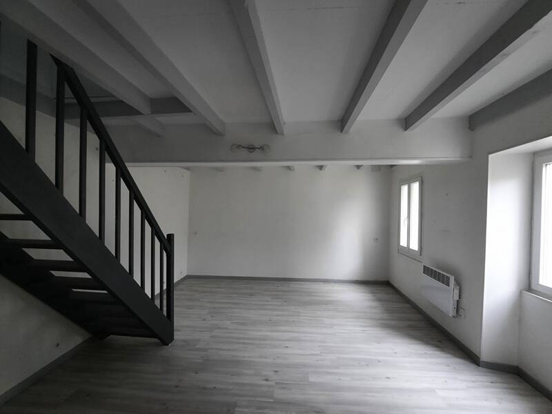 Maison à louer, 60m², JONZAC