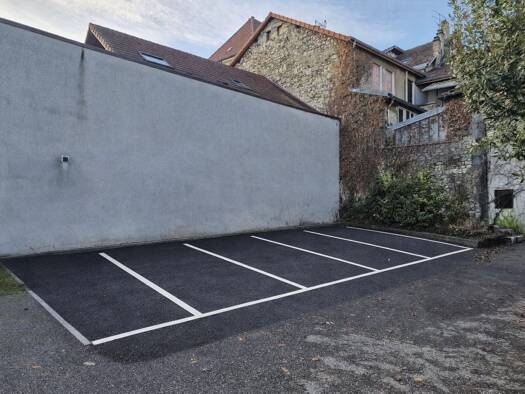 Parking à vendre 6 200 € Belley 01300