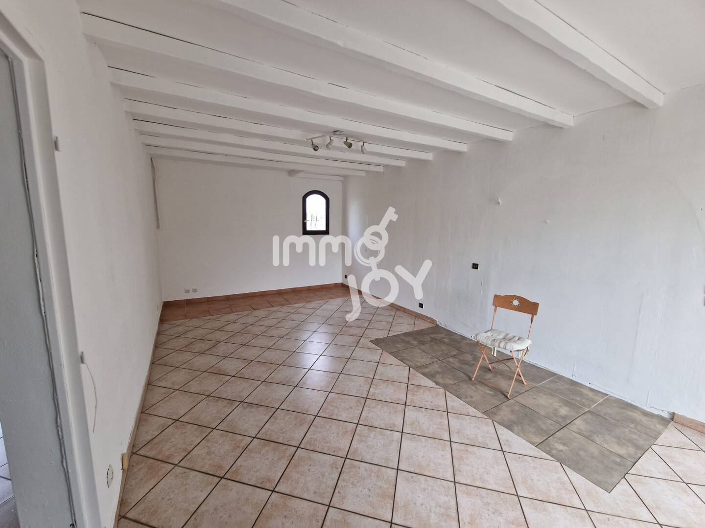Maison à vendre, 110m², VILLEMOUSTAUSSOU