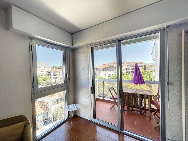 Maison à louer, 23m², MARSEILLE 8E