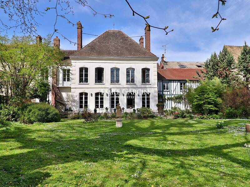 Maison à vendre, 500m², CHAUMONT EN VEXIN