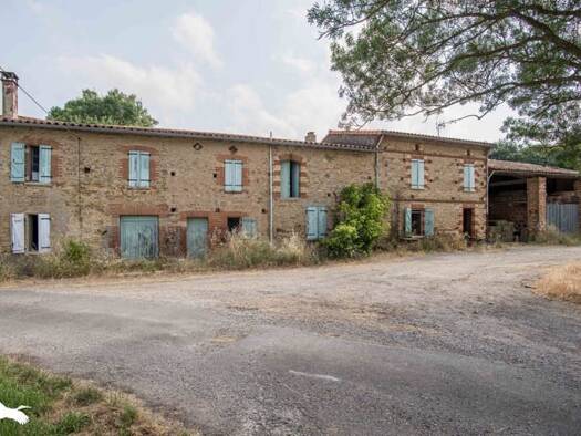 Maison à vendre 231 000 € 5 pièces 3 chambres 143 m² 5 480 m² de terrain Villefranche-de-Lauragais 31290