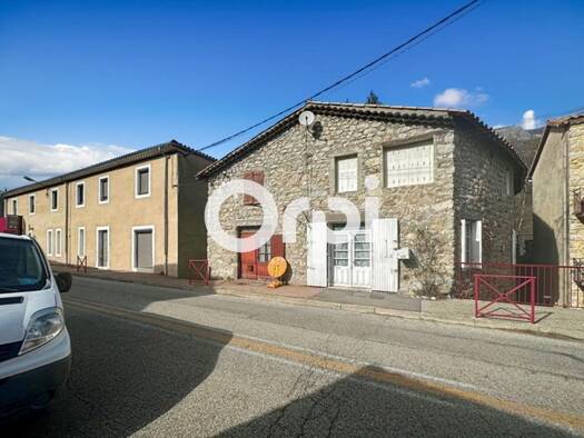 Maison à vendre 40 000 € 3 pièces 2 chambres 90 m² 298 m² de terrain Mayres 07330