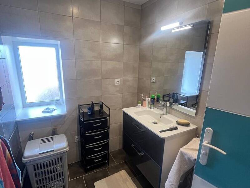 Maison à louer, 81m², CHEVRIERES