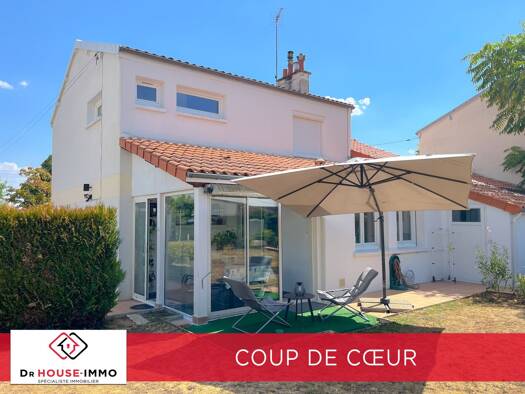 Maison à vendre 162 000 € 5 pièces 3 chambres 107 m² 383 m² de terrain Châtellerault 86100