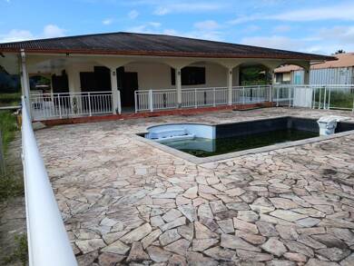 Villa à vendre 430 000 € 5 pièces 3 chambres 114 m² 1 684 m² de terrain Macouria 97355