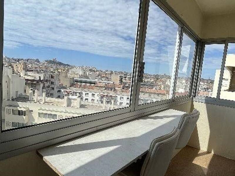 Maison à louer, 58m², MARSEILLE 5E
