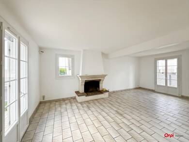 Maison à vendre 262 500 € 6 pièces 4 chambres 132 m² 544 m² de terrain Cd-Loiret Saint-Pryvé-Saint-Mesmin 45750