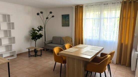 Maison à louer, 45m², CANNES