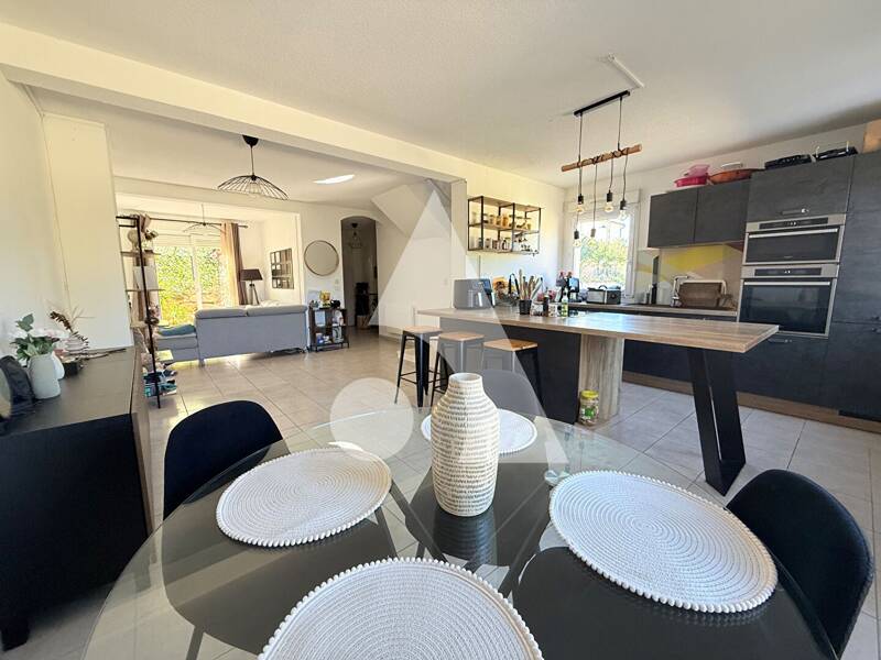 Maison à vendre, 90m², PEYROLLES EN PROVENCE