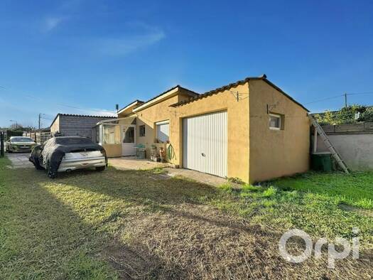 Maison à vendre 359 000 € 2 pièces 1 chambre 60 m² 154 m² de terrain Village Villeneuve-Loubet 06270