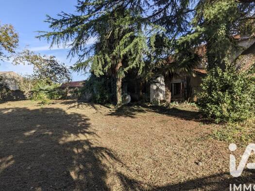 Maison à vendre 92 000 € 7 pièces 4 chambres 180 m² 1 116 m² de terrain Castelnau-Rivière-Basse 65700