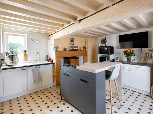Maison à vendre 156 000 € 5 pièces 4 chambres 85 m² 425 m² de terrain Glos 14100
