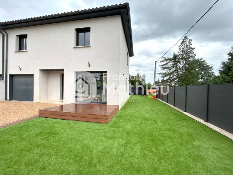 Maison à vendre, 104m², MONTMERLE SUR SAONE