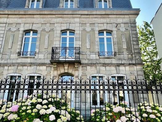 Maison à vendre 1 189 000 € 12 pièces 6 chambres 287 m² 565 m² de terrain Keroman-Merville Lorient 56100