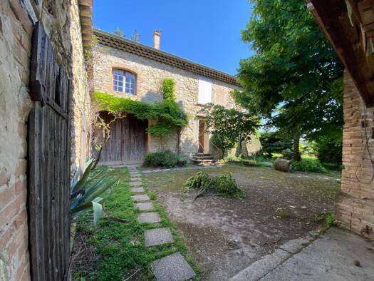 Maison à vendre 315 000 € 7 pièces 6 chambres 156,5 m² 4 479 m² de terrain Ouest Loriol-sur-Drôme 26270