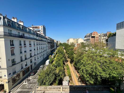 Appartement en viager libre Bouquet 540 000 € 3 pièces 2 chambres 63 m² Étage 5/7 Jean Moulin-Porte d'Orléans Paris 14ème arrondissement 75014